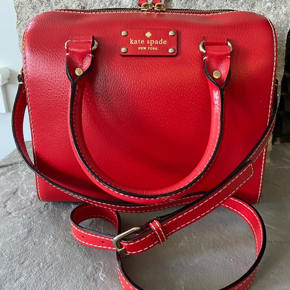 Kate Spade Red Leather Wellesley purse detachable cross-body strap gold hardware - Picture 5 of 11
